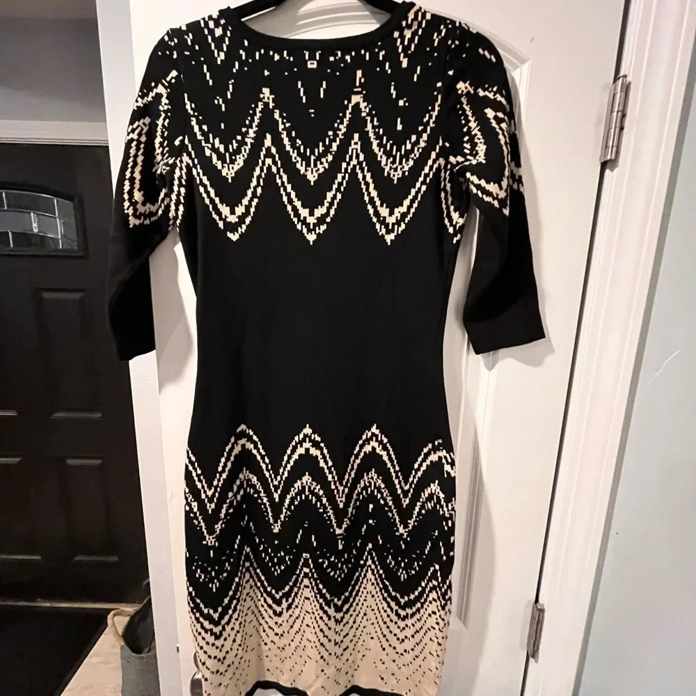 ~Gabby Skye~ Sweater Dress - Small